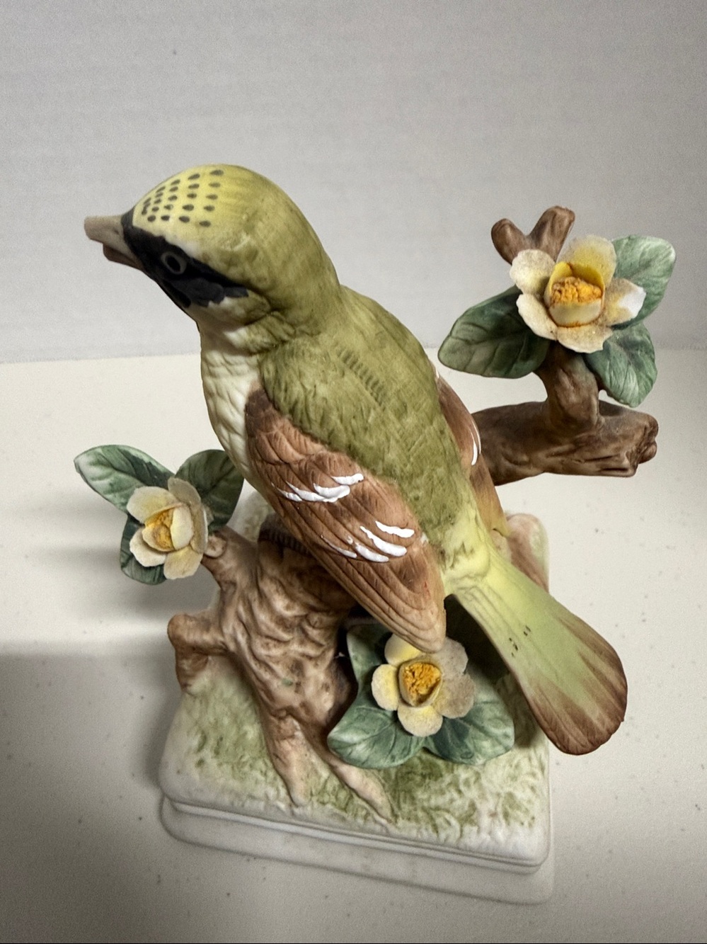 Gorham vintage bisque hand-painted porcelain songbird music box Love Story Theme